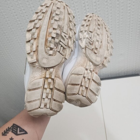 Fila Disruptor 2 Gold White Women’s Leather Retro Low Top Shoes Size 9 - Picture 12 of 15